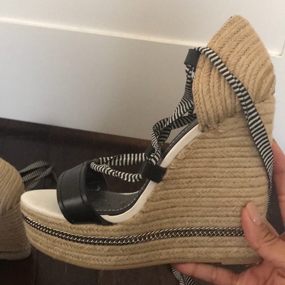 Wedges - Picture 1 of 3